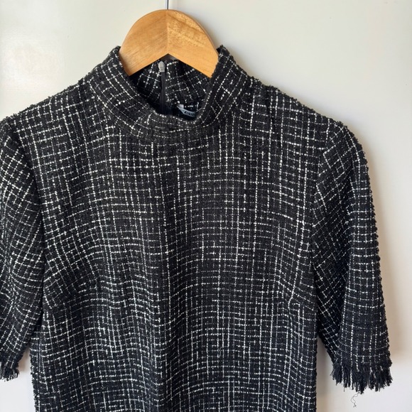 Zara Tweed Top Mock Neck Fringed Hem‎ Cropped Black White Career XS - Picture 6 of 6